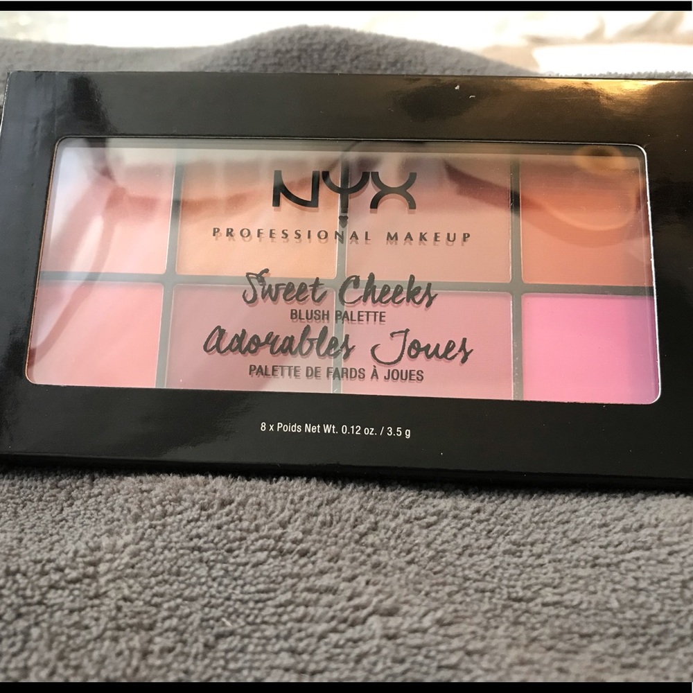 NYX blush pallet